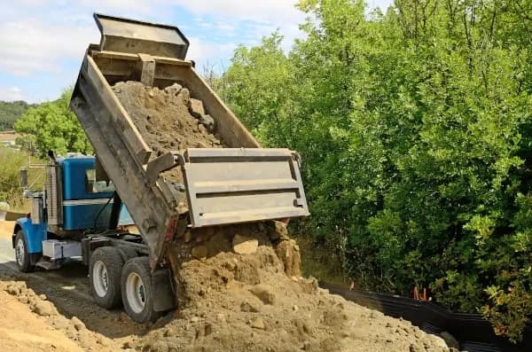 جدولة التوصيل بناءً على حمولة المركبة